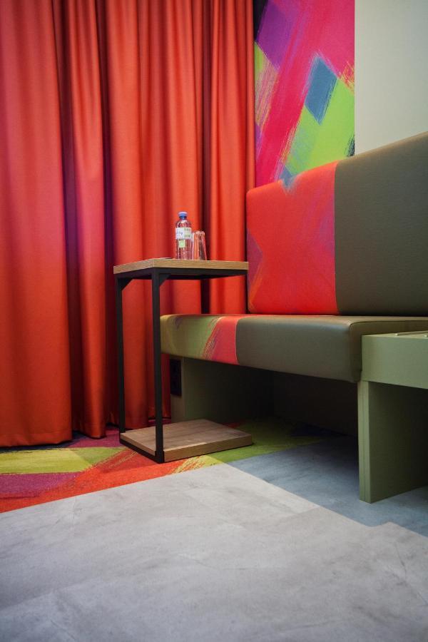 Ibis Styles Parndorf Neusiedler See Exterior foto